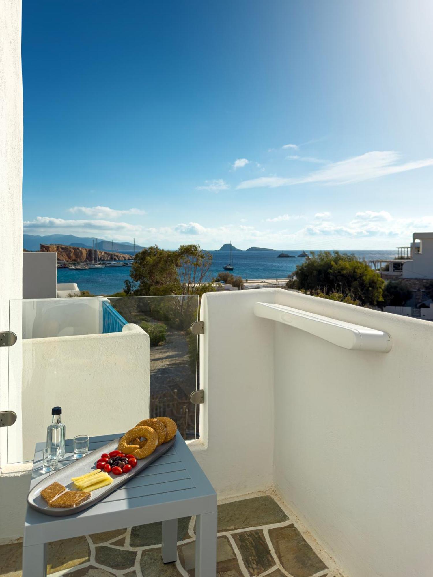 Aneton Residences Folegandros Karavostasis  Esterno foto